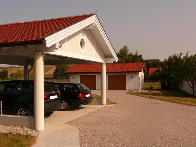 Carport Mit Rundsaulen Und Satteldach Baumeister Kickinger